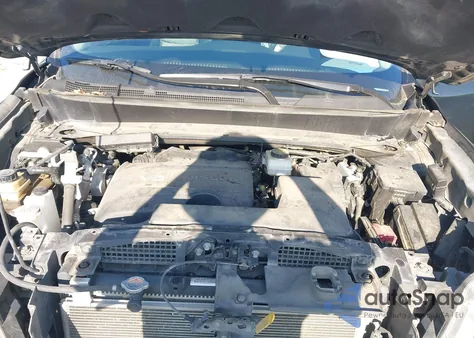 2018 Nissan Pathfinder Sv z USA, uszkodzony, nr VIN 5N1DR2MN5JC625854